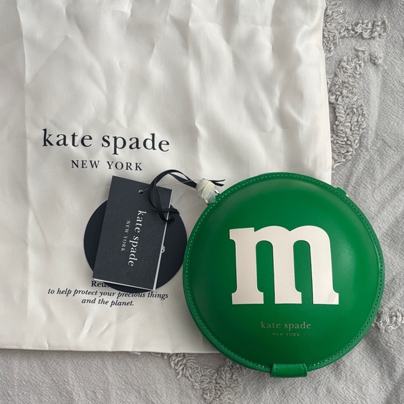 NWT Kate Spade x M&M Green M&M Leather Chained Coin Purse - Picture 2 of 8